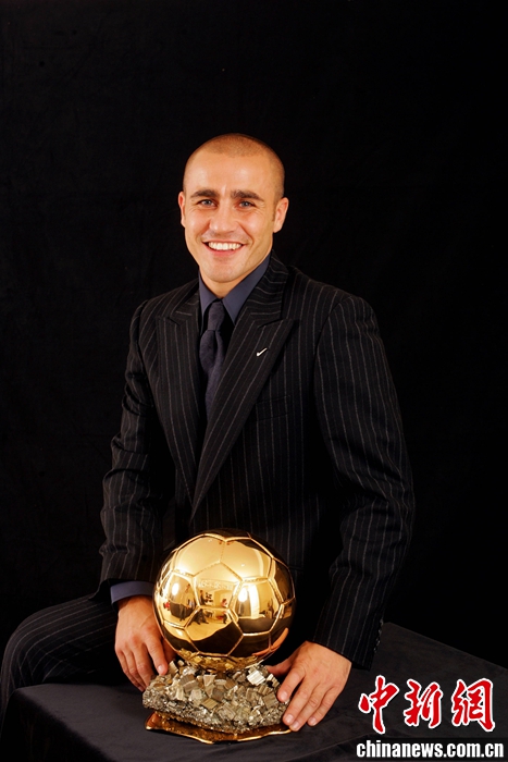 卡纳瓦罗报名竞聘国足主帅 曾率意大利夺冠并获