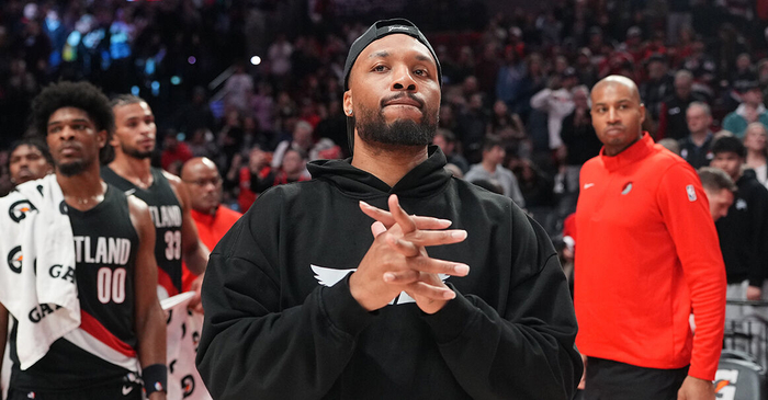 达米安·利拉德：希望在开拓者结束职业生涯，助