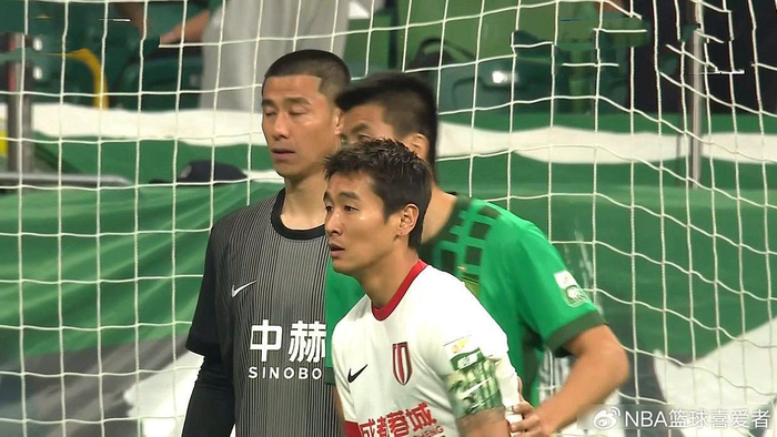 北京国安主场遭成都蓉城逆转 裁判争议成关键因
